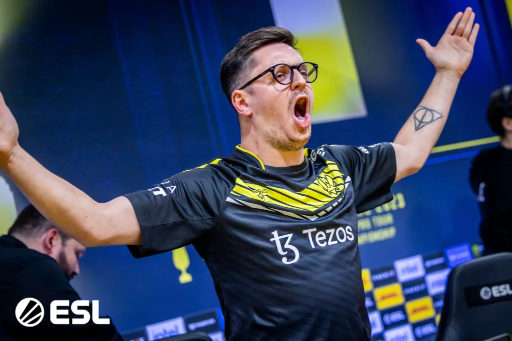 Vitality chega com favoritismo contra a Cloud9 no IEM Cologne 2023