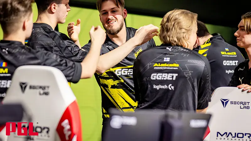 AO VIVO E COM IMAGENS PGL CS2 Major Copenhagen 2024 FINAL - FAZE VS NAVI