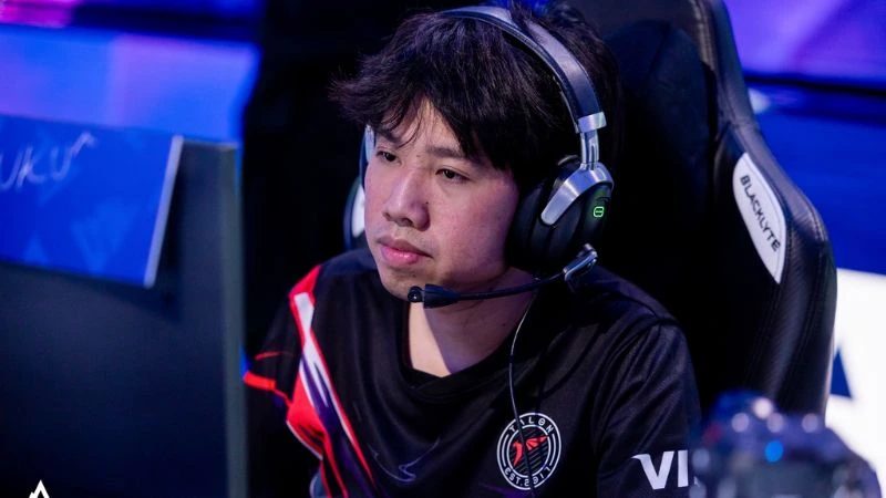 Carlo "Kuku" Palad - Best Filipino Esports Player