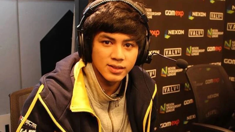 Djardel "DJ" Mampusti - Esports Player in Philippines