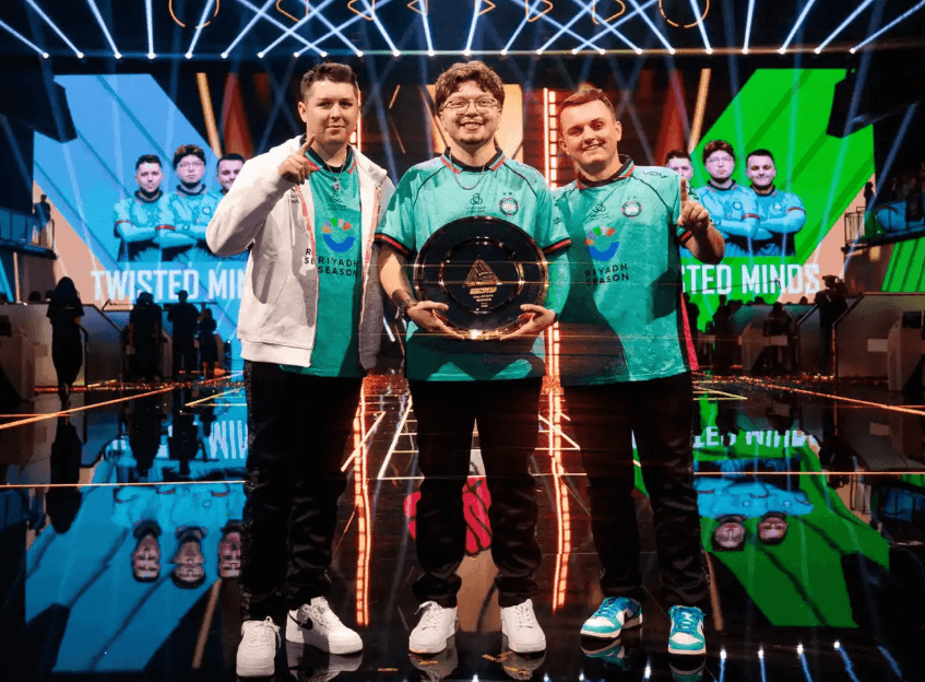 Warzone World Champ Aydan Joins Gen.G For 2026